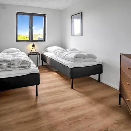 18010-holbaek-hojasen-2 *